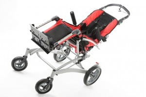 <a href="/wp-content/uploads/2013/10/800_3319_DxO.jpg"><img data-src="/wp-content/uploads/2013/10/800_3319_DxO-200x300.jpg" alt="convaid rodeo,wózek rehabilitacja, niepełnosprawni,  " title="oparcie " width="200" height="300" class="alignnone size-medium wp-image-7149" /></a>